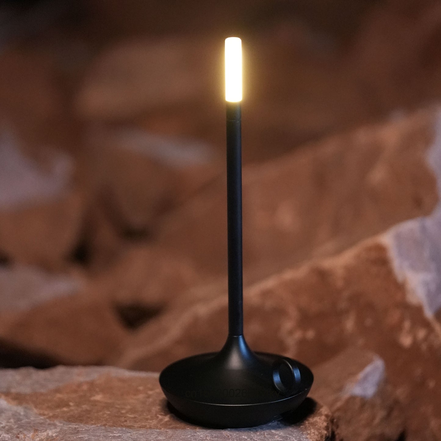 Retro Cordless Candle Stick LED Night Light Rechargeable Portable Desktop Coffee Table Light For Bedside Table