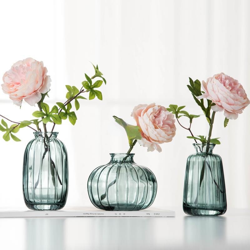 Mini Hydroponics Simple Stained Glass Vase For Simple Flowers or Aromatherapy - A Modern Stylish and Elegant Home Decor Piece