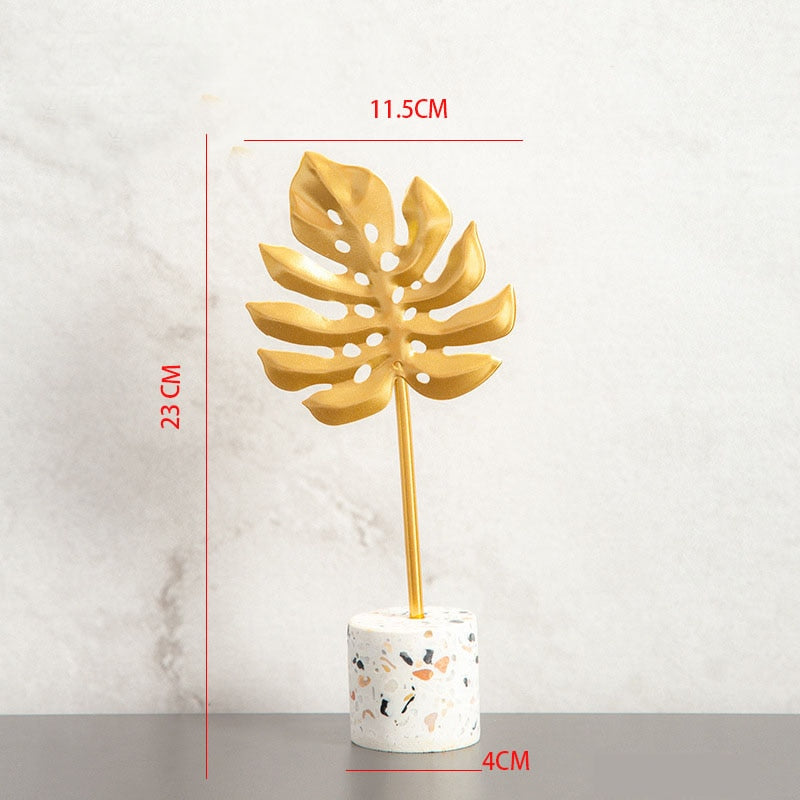 Nordic Golden Auspicious Leaf Craft Sculpture Ornamental Decoration For Living Room Coffee Table Mantelpiece Trendy Home Decor Accessories