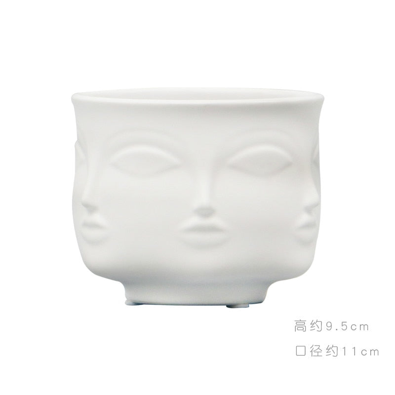 Nordic Creative White Ceramic Face Vase - Decorative Minimalist Tabletop Coffee Table Vase for Green Leaves & Simple Flowers