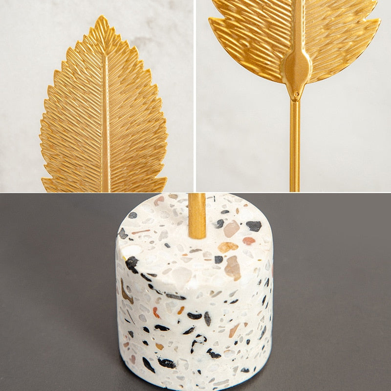 Nordic Golden Auspicious Leaf Craft Sculpture Ornamental Decoration For Living Room Coffee Table Mantelpiece Trendy Home Decor Accessories