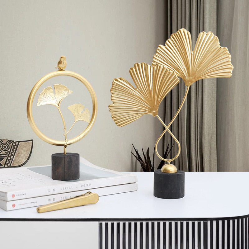 Nordic Golden Auspicious Leaf Craft Sculpture Ornamental Decoration For Living Room Coffee Table Mantelpiece Trendy Home Decor Accessories