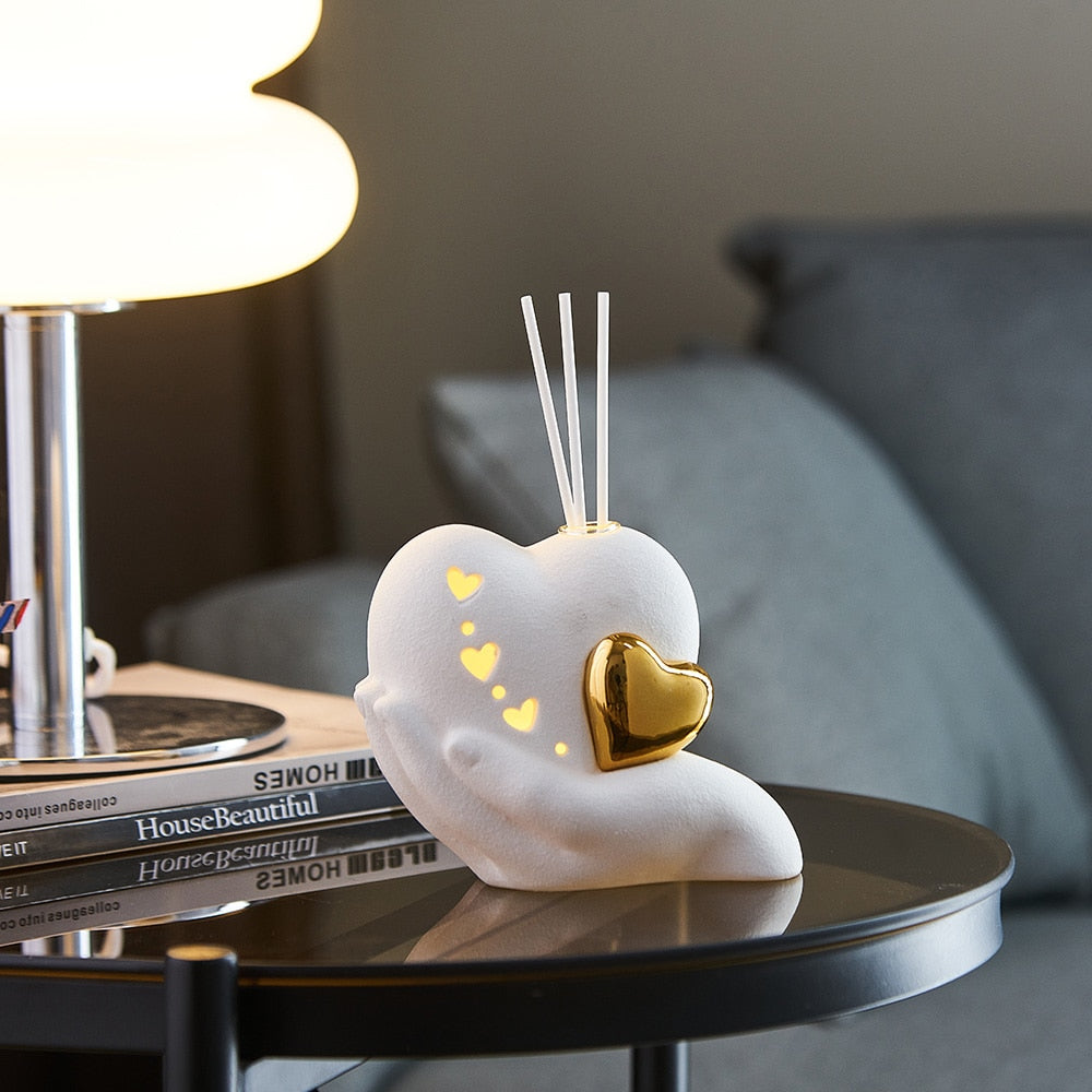 Creative Ceramics Gold Aromatherapy Love Heart Light Ornament For Living Room Coffee Table Mantelpiece Bedroom Dresser Home Decor