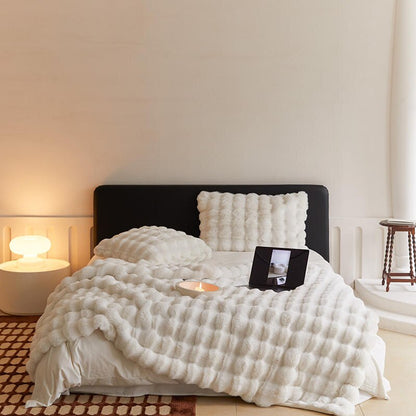 Tuscan Imitation Fur Blanket for Winter - Ultra Luxurious Warm Super Comfortable Blanket For Bed or Sofa