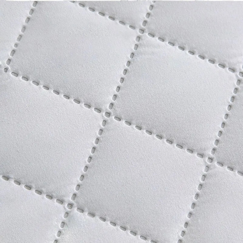 Ultrasonic Mattress Protector Cover Pad: 100% Polyester, Washable, and Allergen-Resistant for a Healthy Sleep