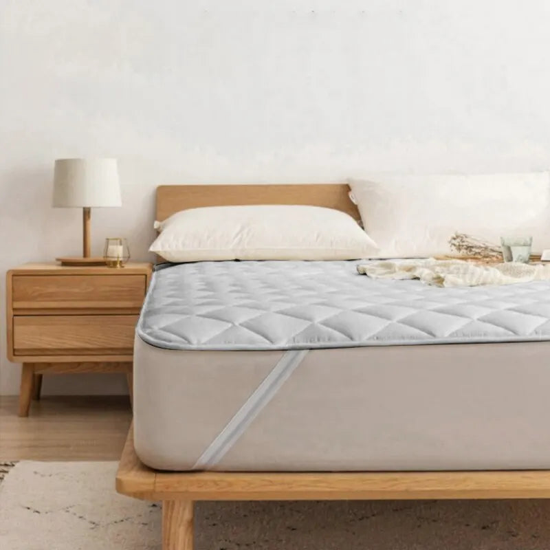Ultrasonic Mattress Protector Cover Pad: 100% Polyester, Washable, and Allergen-Resistant for a Healthy Sleep