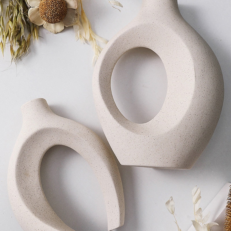 Modern Abstract Nordic Ceramic Embrace Vases for Pampas Grass Dried Flower 2Pcs/Set