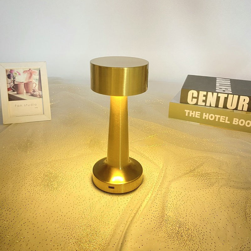 Portable Cordless LED Desktop Lamp For Cafe Bar Living Room USB Rechargeable Desktop Night Lamp For Home Office