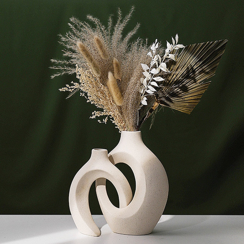Modern Abstract Nordic Ceramic Embrace Vases for Pampas Grass Dried Flower 2Pcs/Set
