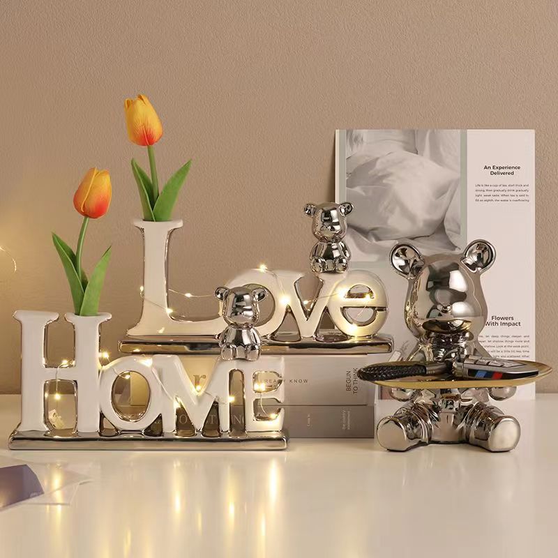 Cute Ornamental 3D Ceramic Love Bear Ornament For Living Room Coffee Table Sideboard Mantelpiece Bedroom Creative Home Decor Trends