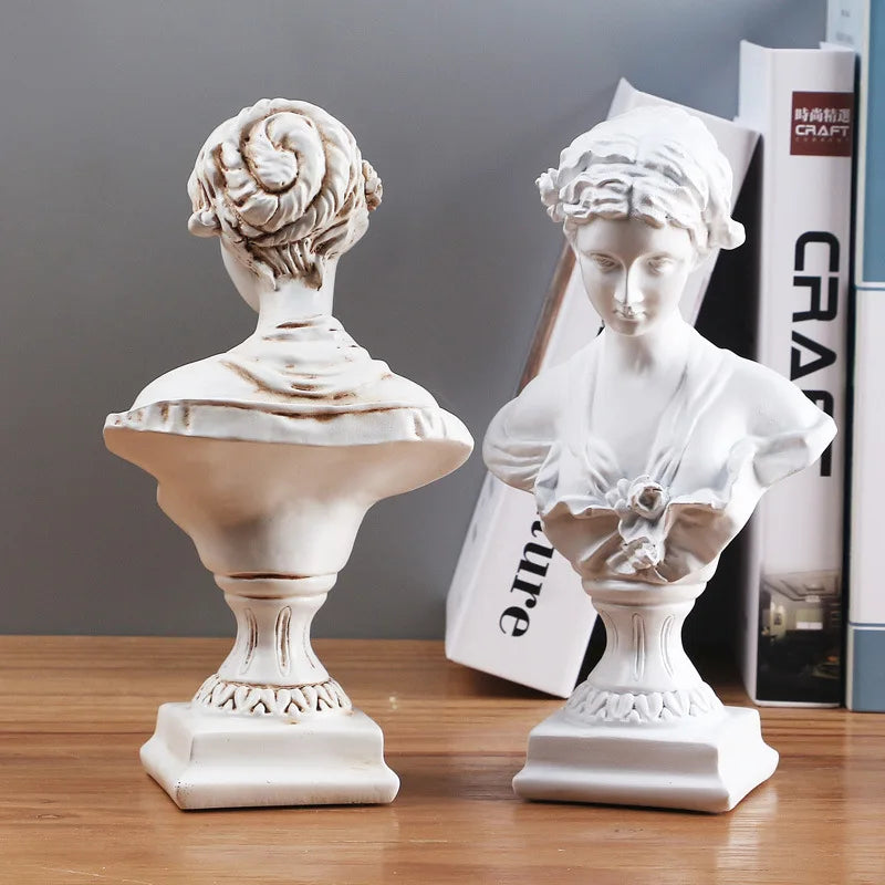 Venus Bust Sculpture – Resin Figurine of the Roman Goddess Aphrodite  Classical Accent for Refined Interiors