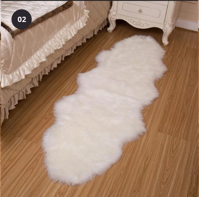 Furry Faux Sheepskin Rug Sumptuous Shaggy Fake Fur Rug For Bedroom Living Room Non-Slip White Black Plush Sheepskin Mat