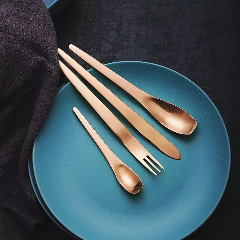 Rose Gold Stainless Steel Modern Cutlery Set Contemporary Design Flatware Japanese Style Dinnerware Spoon Fork Knife Modern Dining Tableware Set
