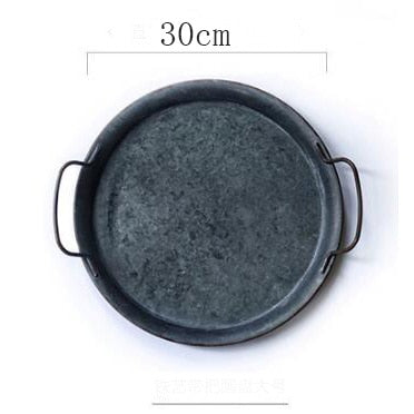 Vintage Wrought Metal Serving Plate Handcrafted Iron Craft Storage Tray For Bread Fruit Food Display Plate Retro Cottage Kitchen Decor